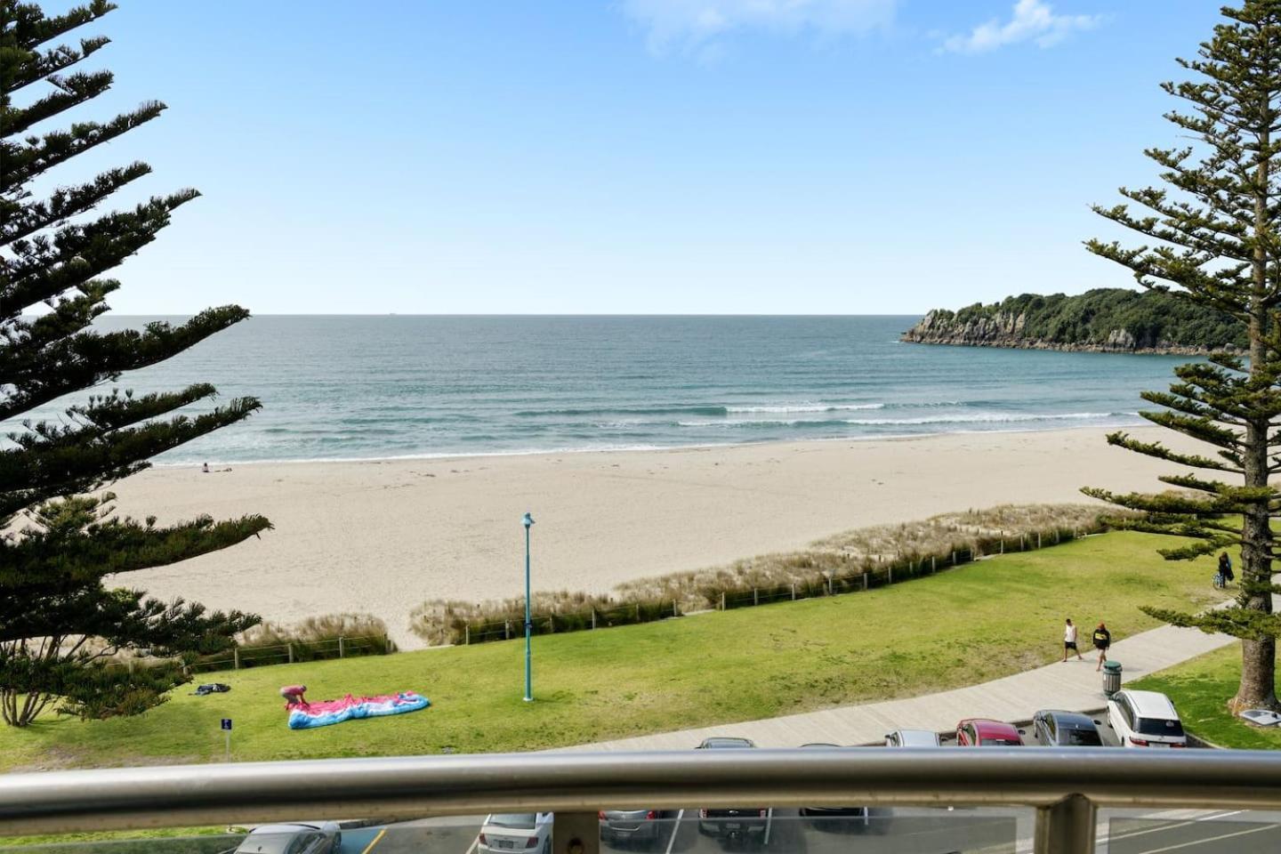 Oceanside Bliss - Absolute Beachfront - Uninterrupted Ocean Views With Pool Mount Maunganui Luaran gambar