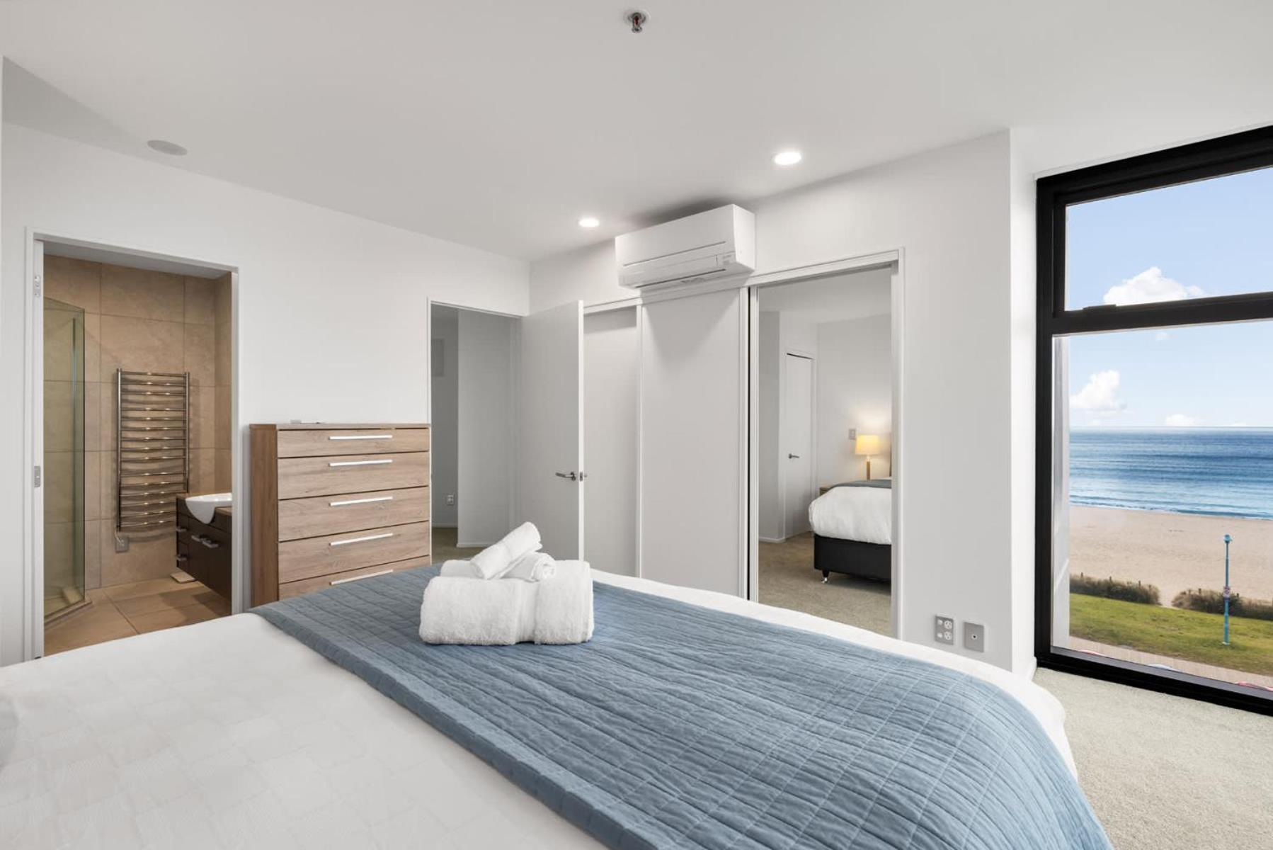 Oceanside Bliss - Absolute Beachfront - Uninterrupted Ocean Views With Pool Mount Maunganui Luaran gambar