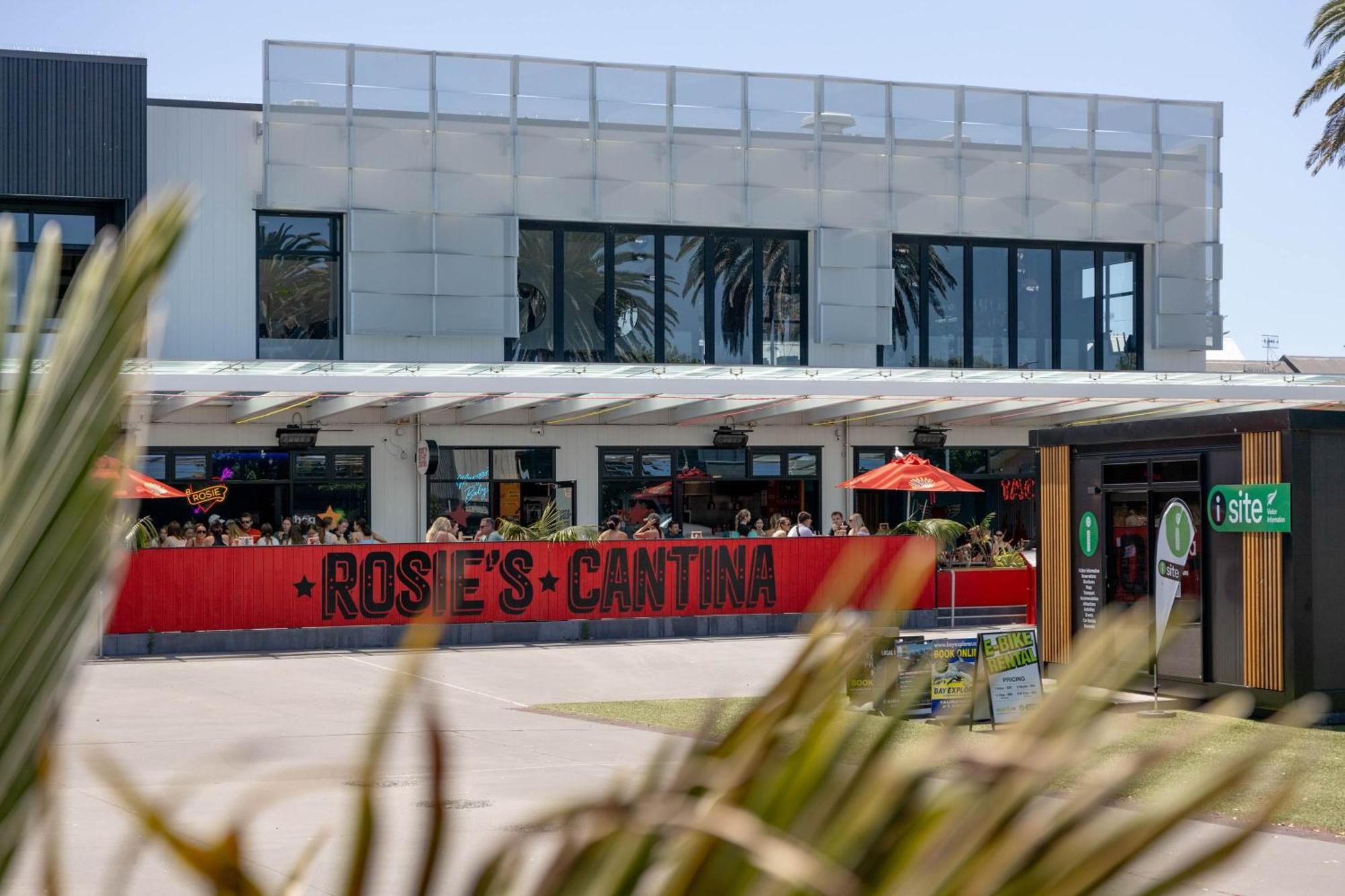 Oceanside Bliss - Absolute Beachfront - Uninterrupted Ocean Views With Pool Mount Maunganui Luaran gambar
